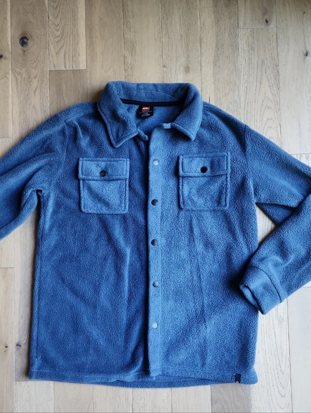 Boys Quiksilver shacket, size large.